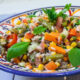 L'insalata di cereali misti fredda con verdure con la ricetta leggera