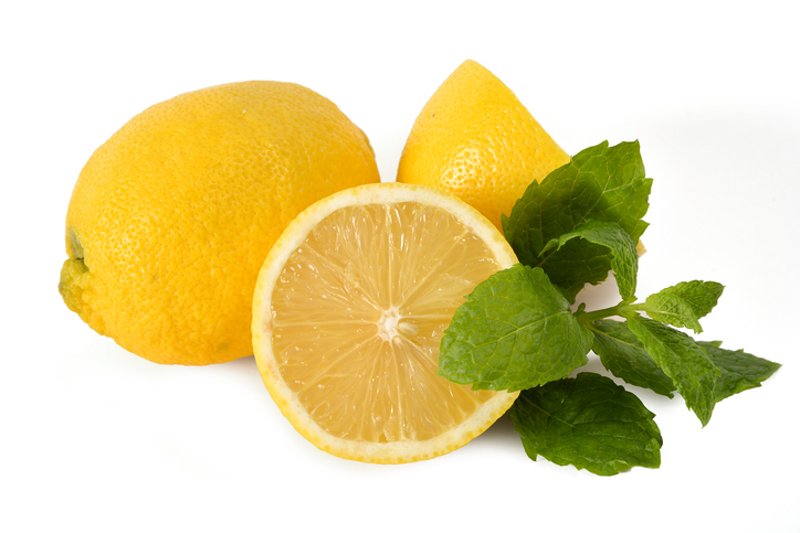 La pasta fredda menta e limone perfetta per il pranzo estivo