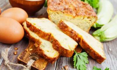 Il plumcake salato con zucchine e scamorza con la ricetta facile