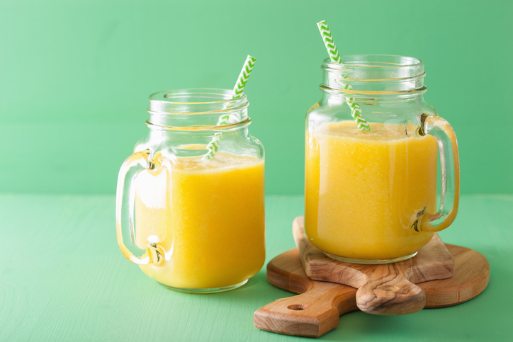 Lo smoothie al mango con la ricetta veloce