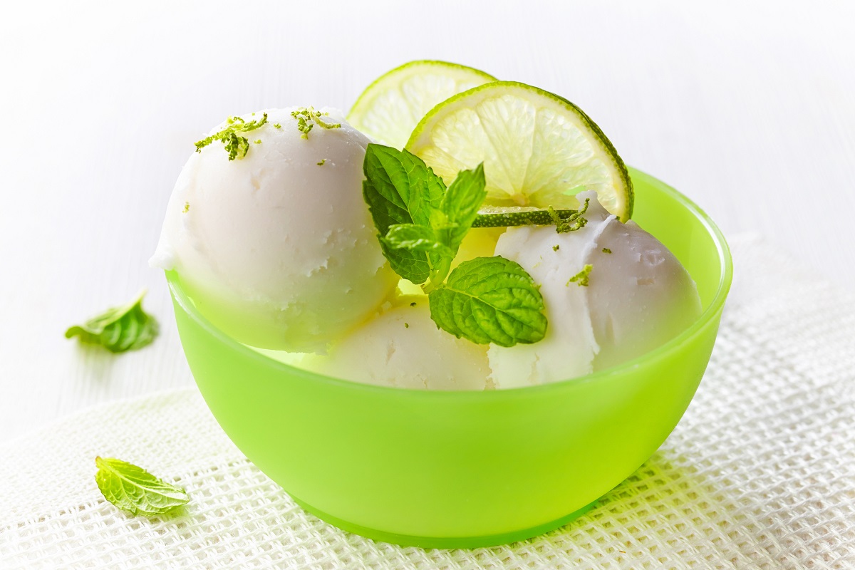 Come fare il sorbetto al lime e menta: la ricetta