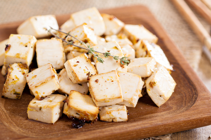 Il tofu aromatizzato fatto in casa con la ricetta facile