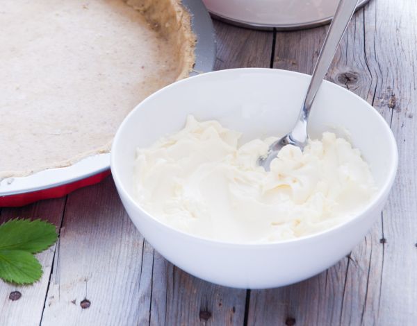 La crema di ricotta e mascarpone senza uova con la ricetta semplice