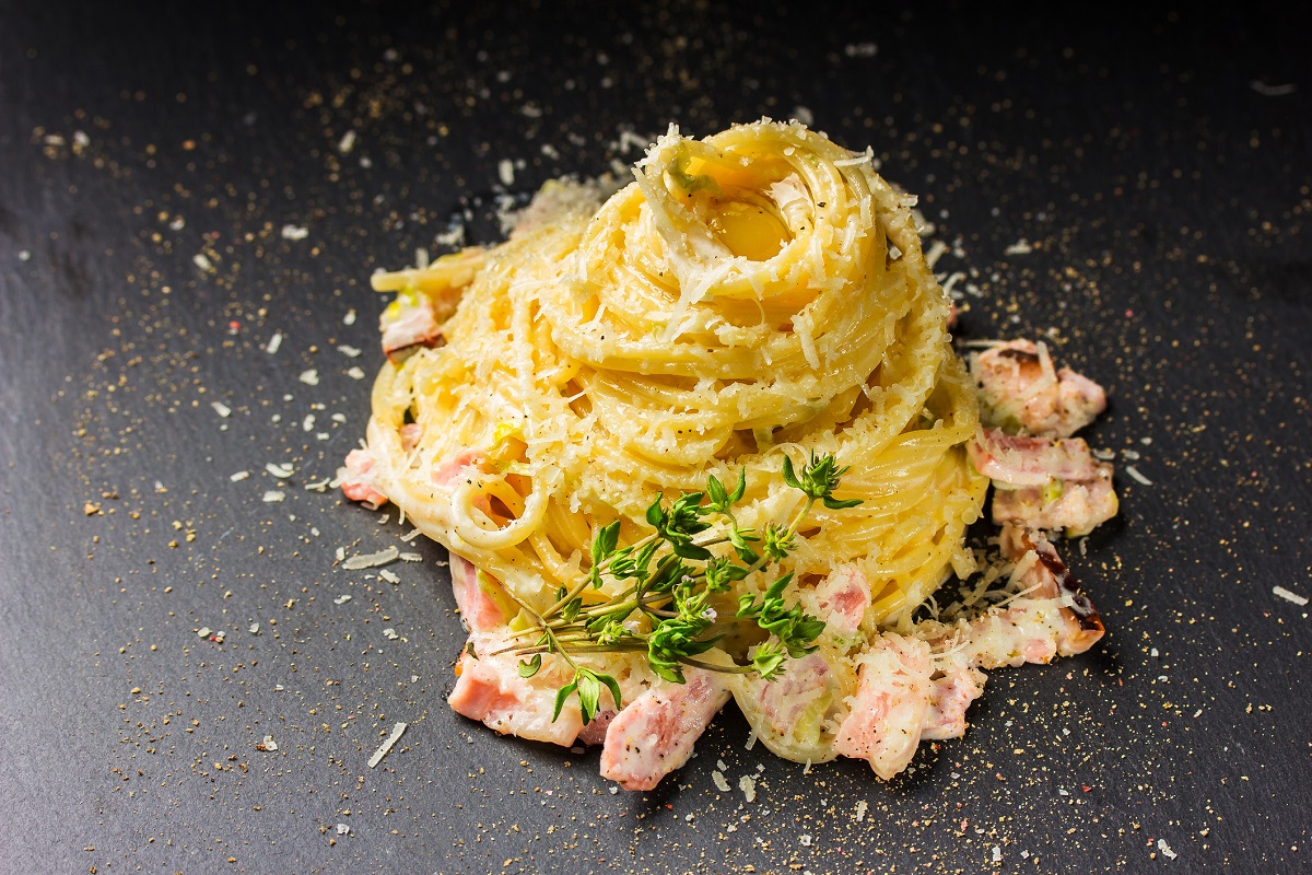 La pasta con speck e brie nella ricetta da provare a casa