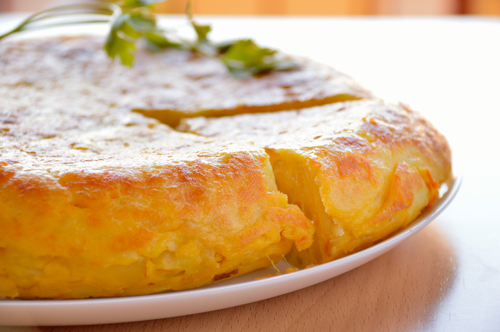 La pizza di patate in padella semplice da preparare