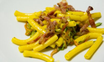 pasta con fiori di zucca e pancetta