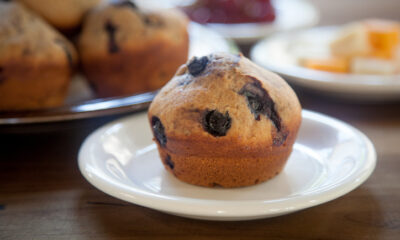 I muffin integrali ai mirtilli con la ricetta per la colazione