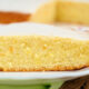 La torta al limone e ricotta senza burro con la ricetta leggera