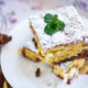 La torta con uva passa e noci con la ricetta golosa