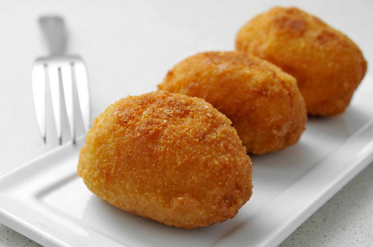 Gli arancini alla zucca da fare in casa con la ricetta passo passo