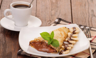 Le crepes alla banana e nutella per il dessert di fine pasto