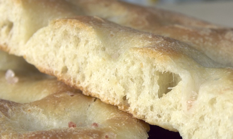 La ricetta della focaccia di fiori di zucca facile da fare