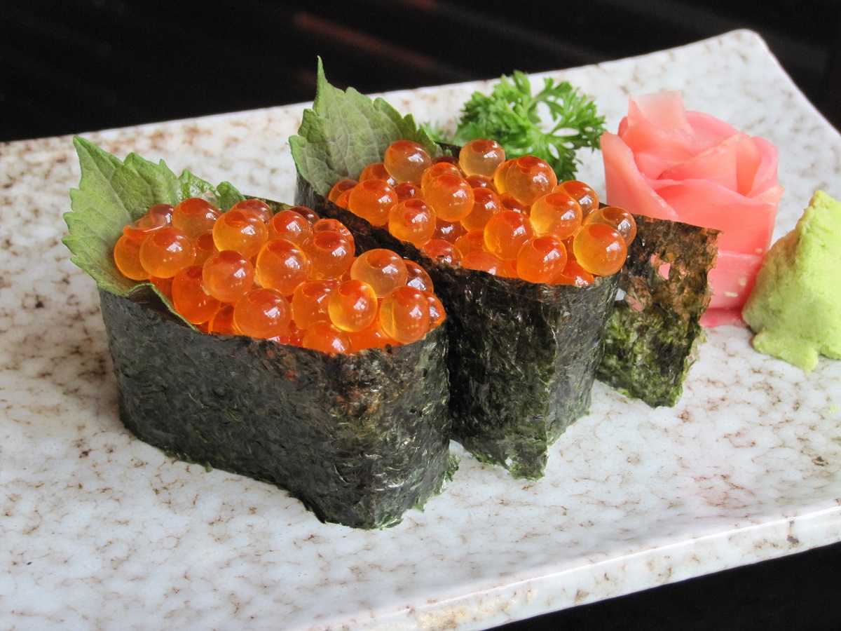 Come fare il gunkan maki con la ricetta giapponese