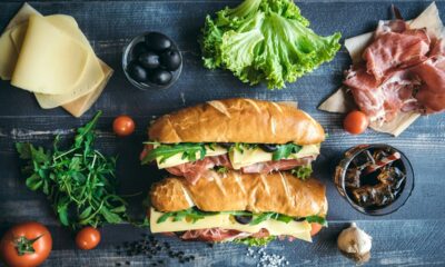 Panino con prosciutto crudo, Emmental e lattuga