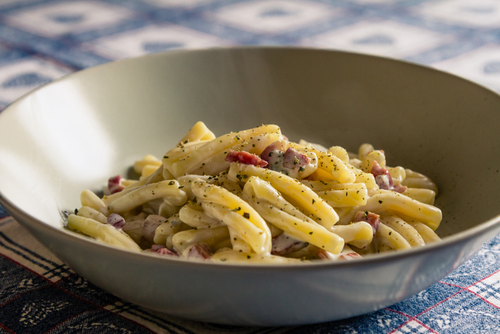 La pasta al gorgonzola e speck con la ricetta da provare