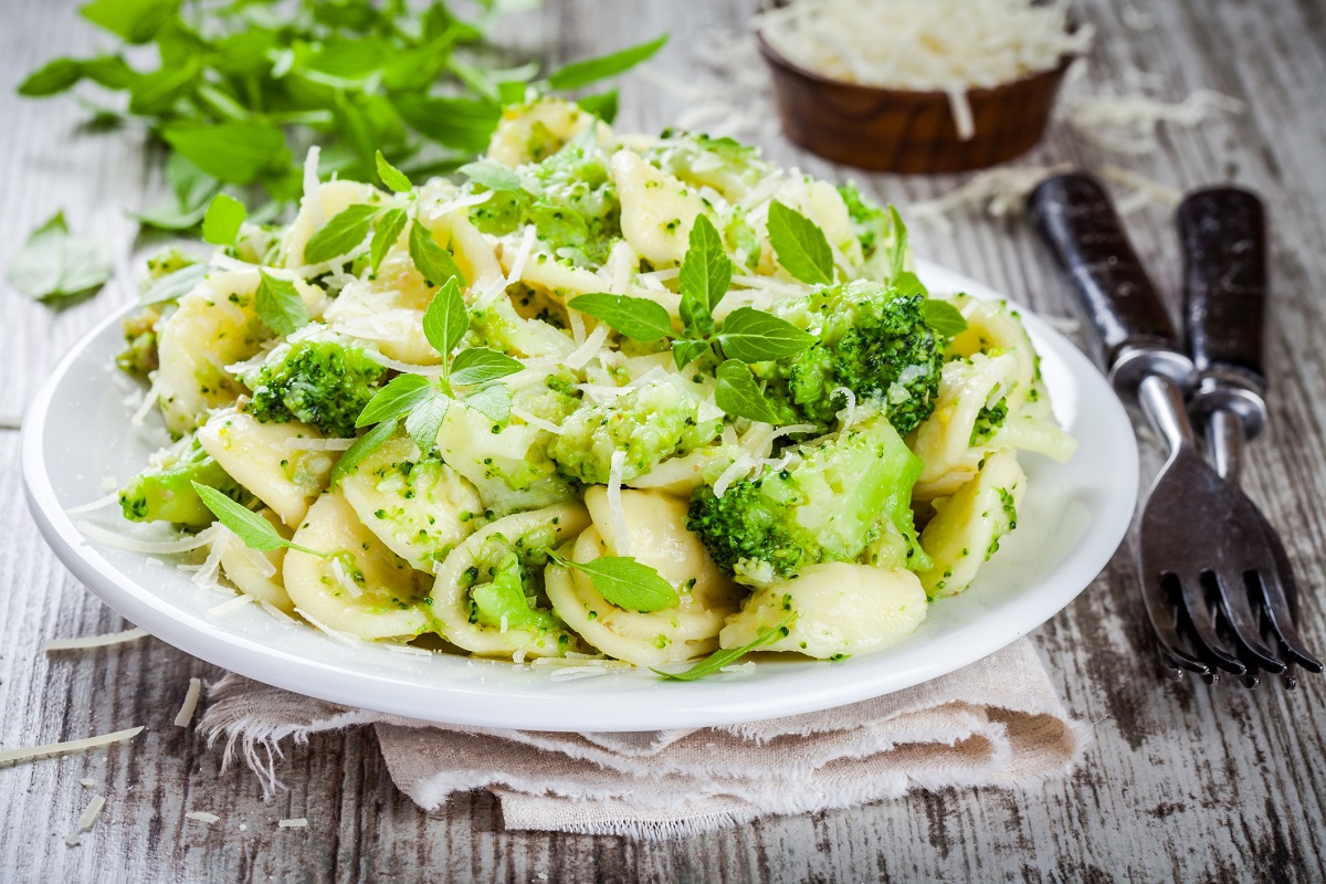 La pasta con i broccoli con la ricetta di Jamie Oliver