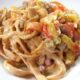 Il sugo con salsiccia e peperoni facile da preparare