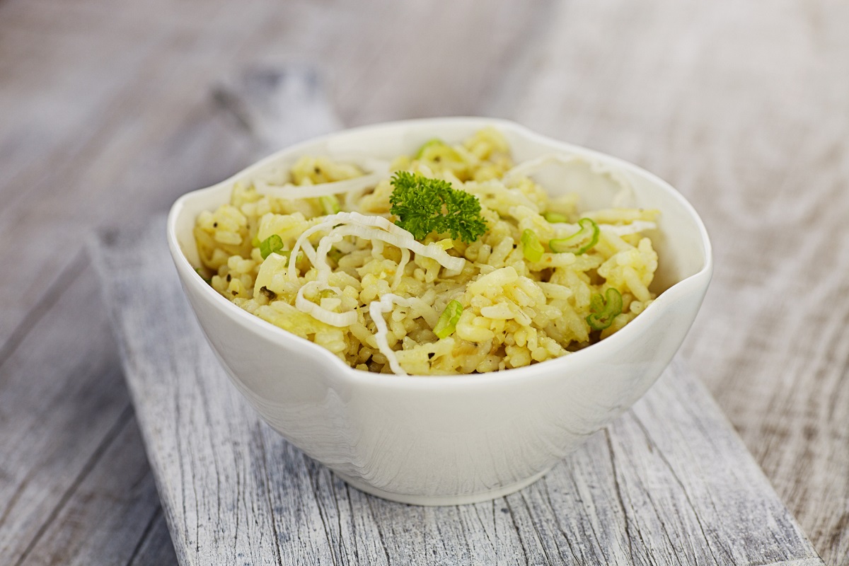 La ricetta light del risotto ai porri per chi è a dieta