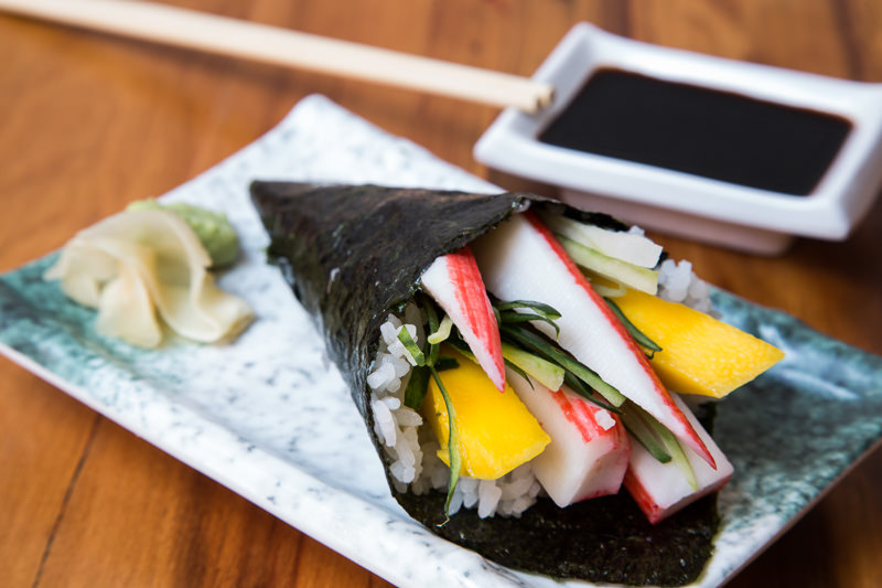 Il temaki fatto in casa con la ricetta originale giapponese