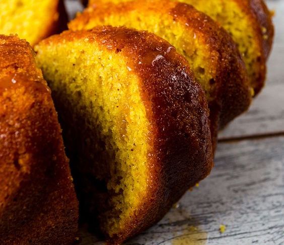 La torta di zucca e mandorle con la ricetta senza glutine