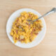 Come preparare le uova fritte con patate con la ricetta veloce
