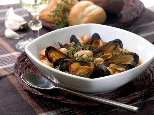 La zuppetta di cozze e arselle con la ricetta originale sarda | Gustoblog