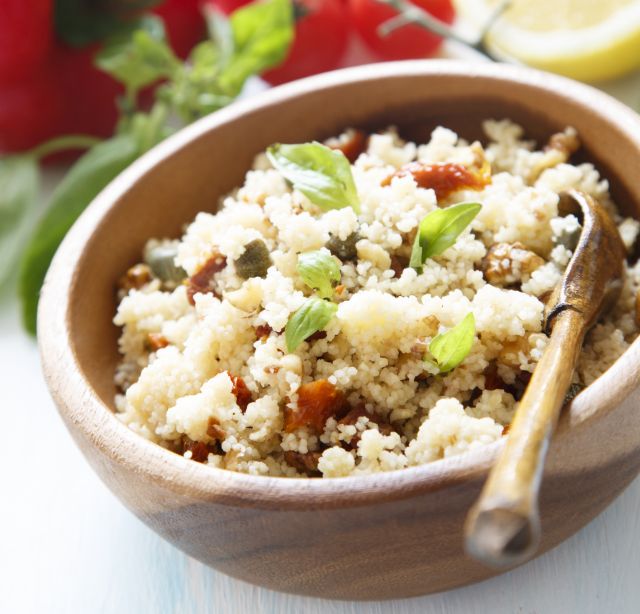 Il cous cous con tonno e peperoni per un pranzo sfizioso