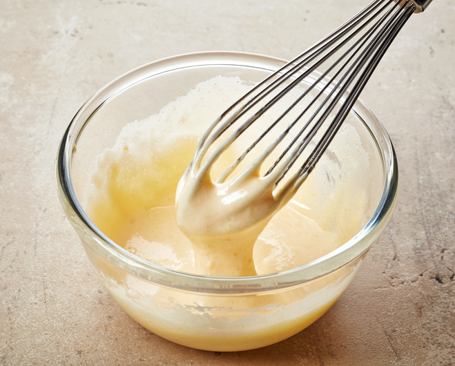 Crema pasticcera con uova intere: la ricetta da provare