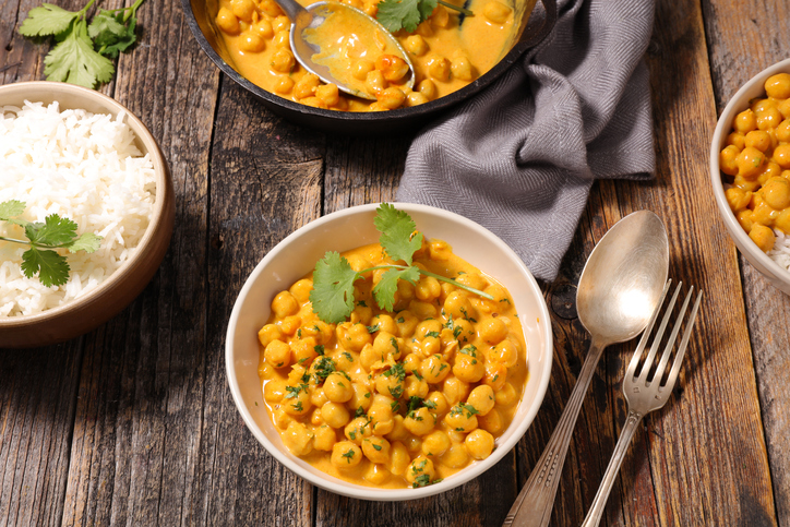 Il curry di ceci e verdure da preparare per cena