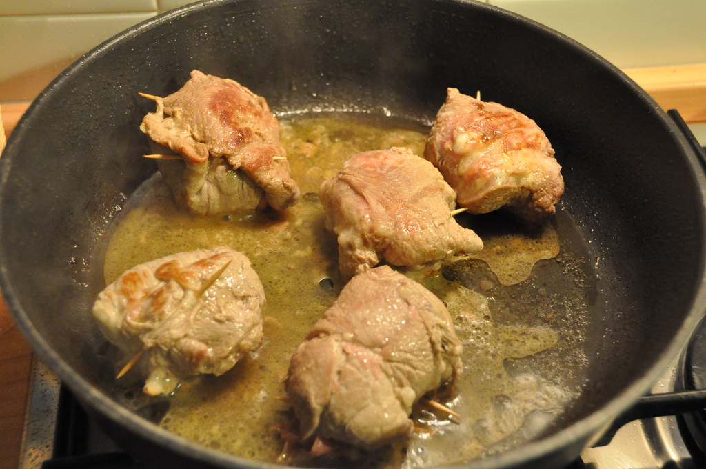 Gli involtini di vitello ripieni di verdure con la ricetta facile