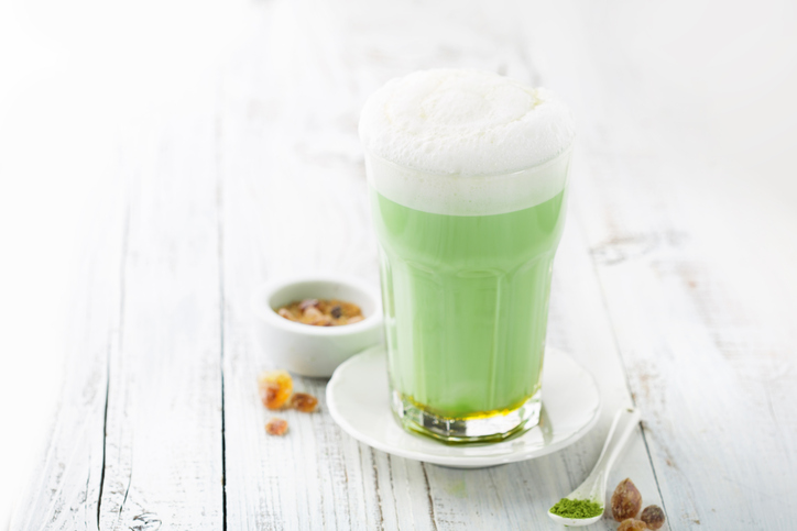 Il matcha latte di Starbucks con la ricetta veloce