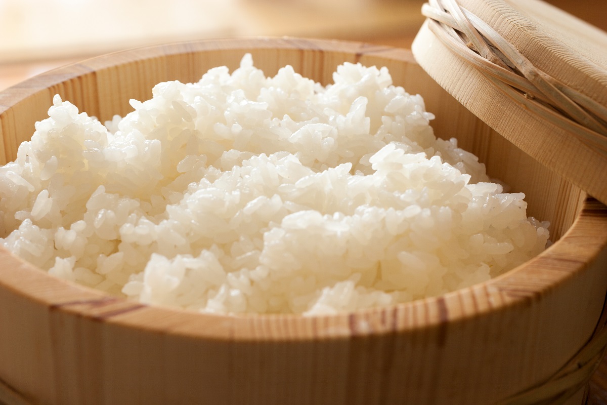 Come preparare il riso per sushi con la ricetta giapponese
