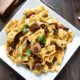 tagliatelle ai funghi porcini con salsiccia e panna