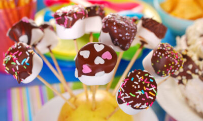 I marshmallow ricoperti di cioccolato pronti in 5 minuti