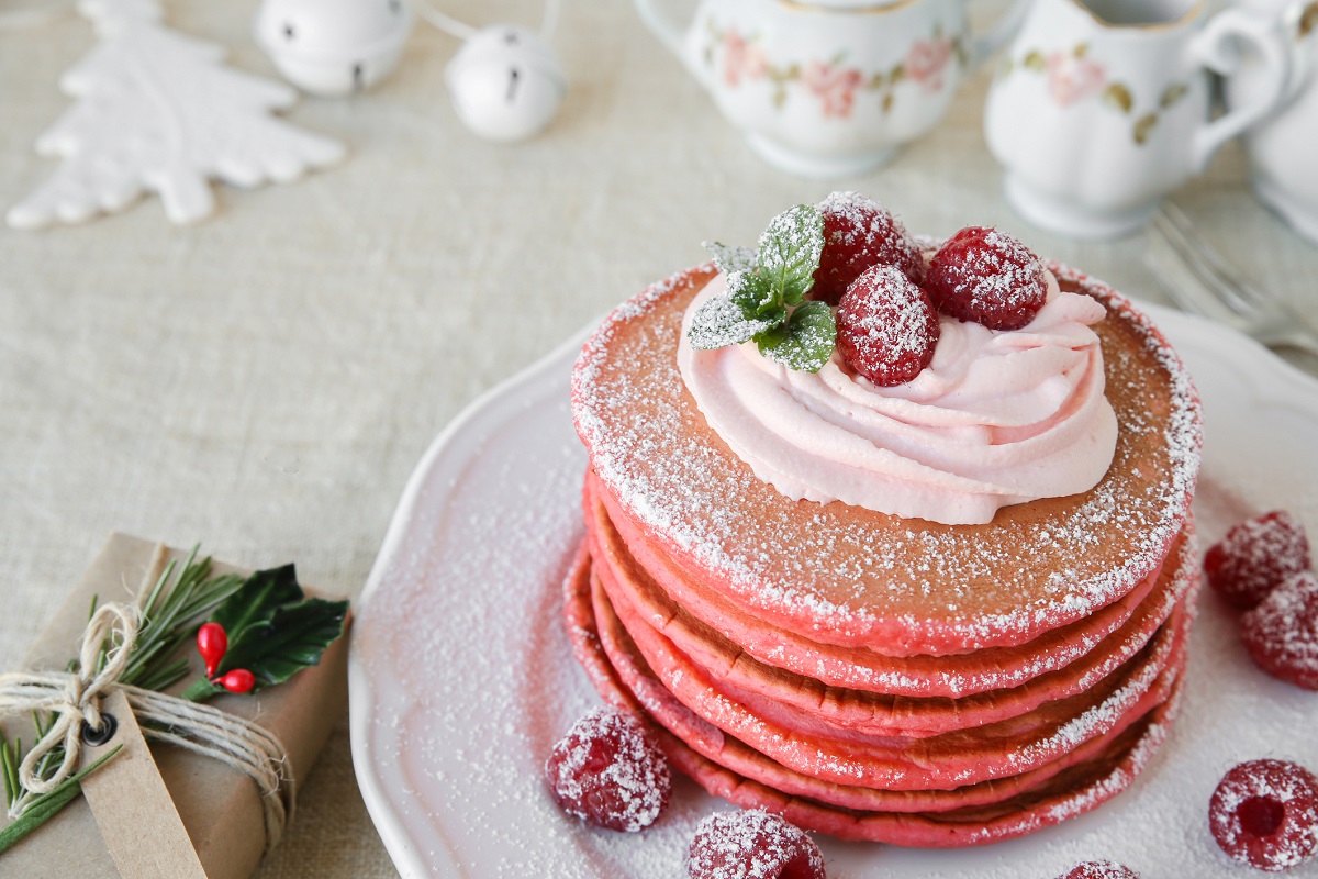 I pancake red velvet, la ricetta per la colazione di Natale