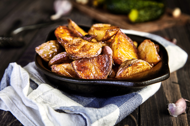 Patate arrosto croccanti, la ricetta perfetta per Natale