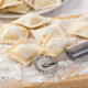 I ravioli al pistacchio e pancetta per un primo appetitoso