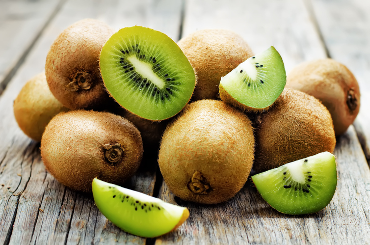 5 ricette salate con il kiwi: i piatti buoni e sfiziosi