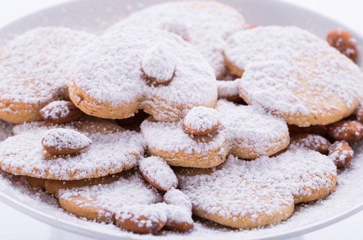 I biscotti alle mandorle e cocco perfetti con il tè