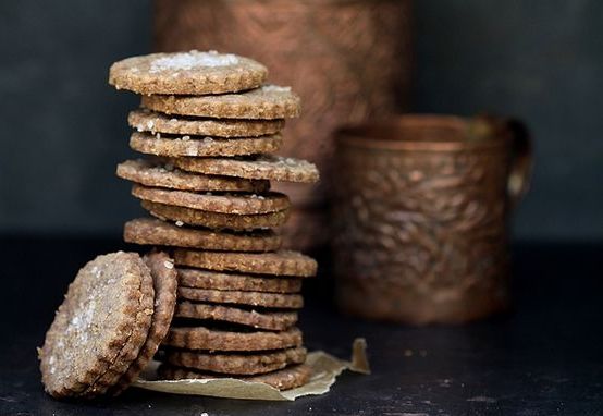 I biscotti alla cannella e miele con la ricetta veloce