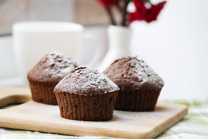 I muffin agli amaretti e cioccolato con la ricetta da provare