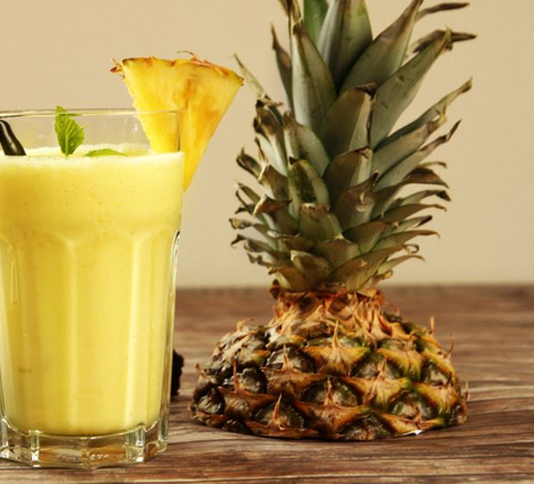 Ecco lo smoothie ananas e zenzero facile da preparare