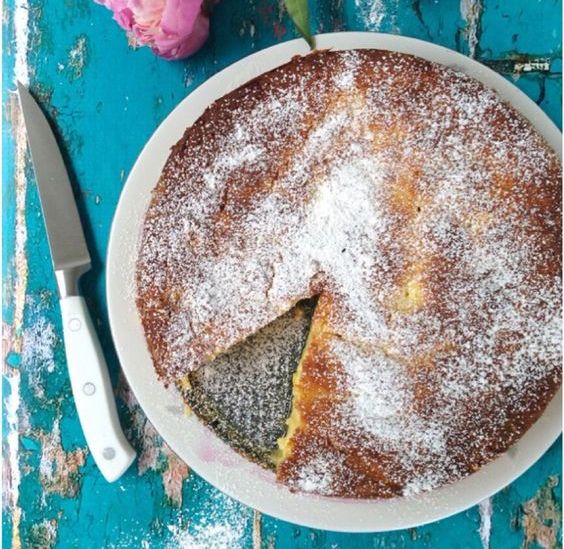 La torta di ricotta uvetta pinoli con la ricetta da non perdere