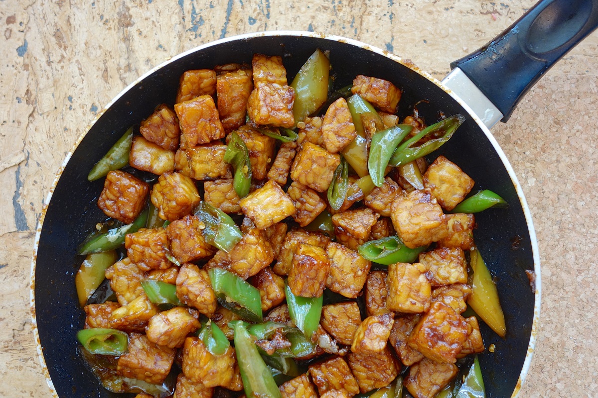 Il tempeh con le verdure, il secondo vegan e gustoso