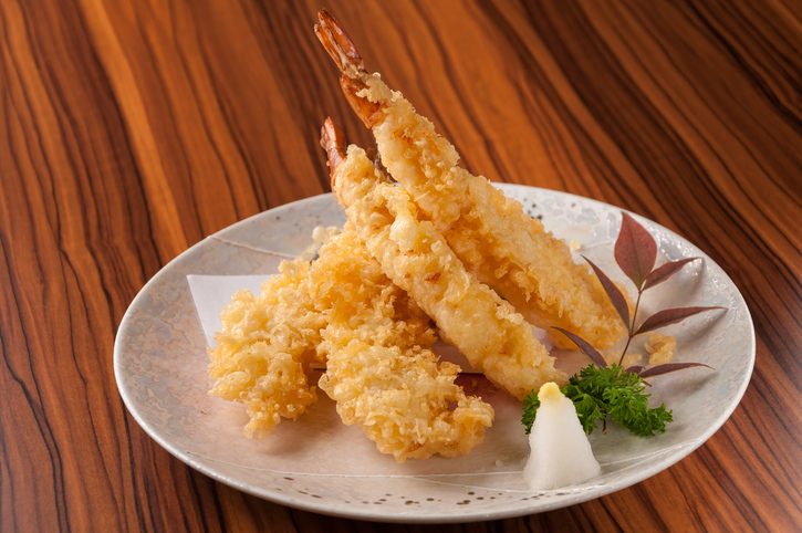 La tempura di gamberi e mandorle: la ricetta giapponese classica
