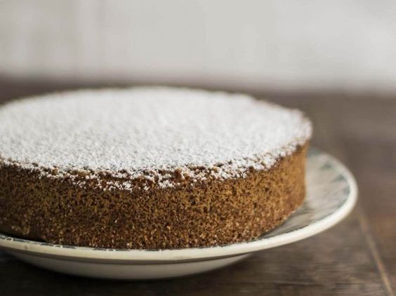 Torta di farro e yogurt: la ricetta adatta alla colazione