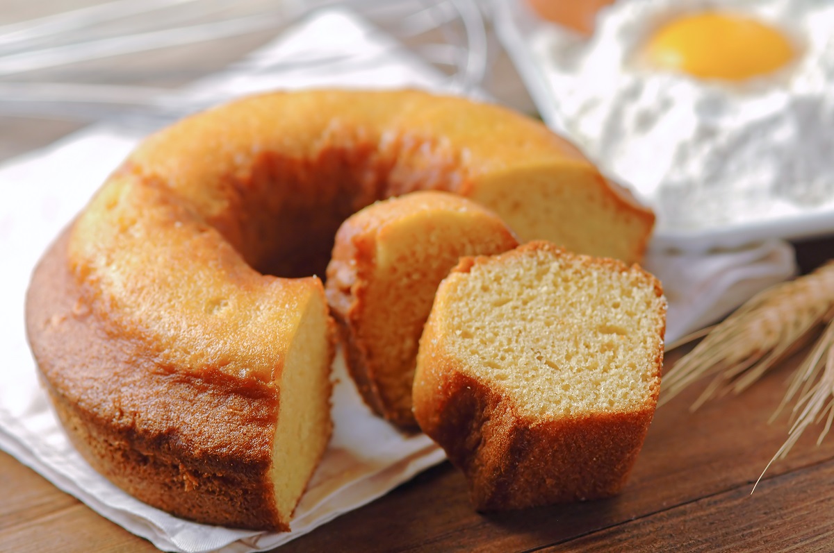 La torta di ricotta e mandorle da gustare a colazione