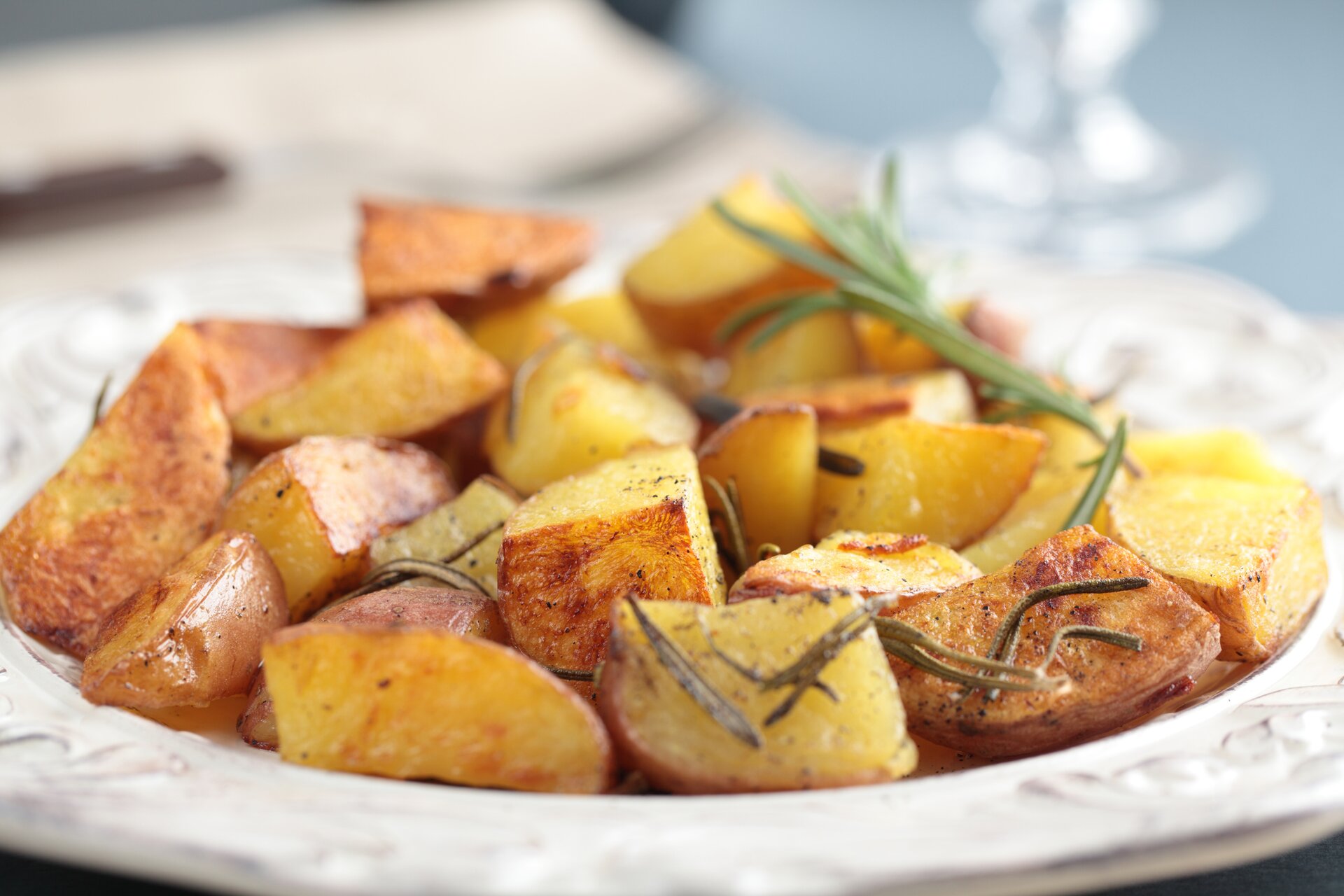 La ricetta delle patate bollite al forno