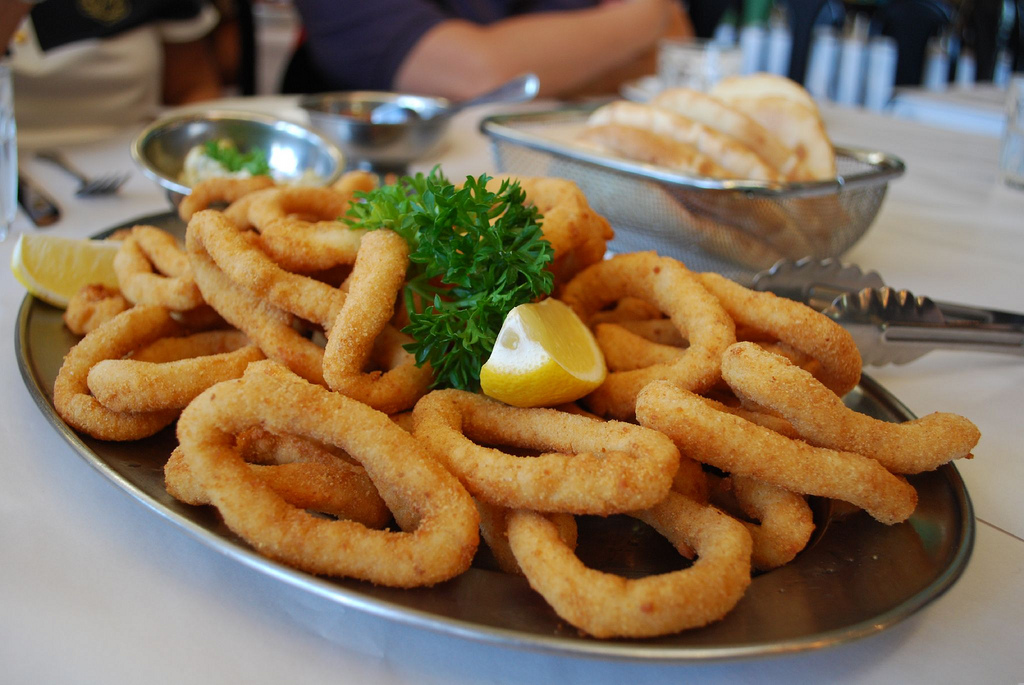 Come cucinare gli anelli di calamari al forno