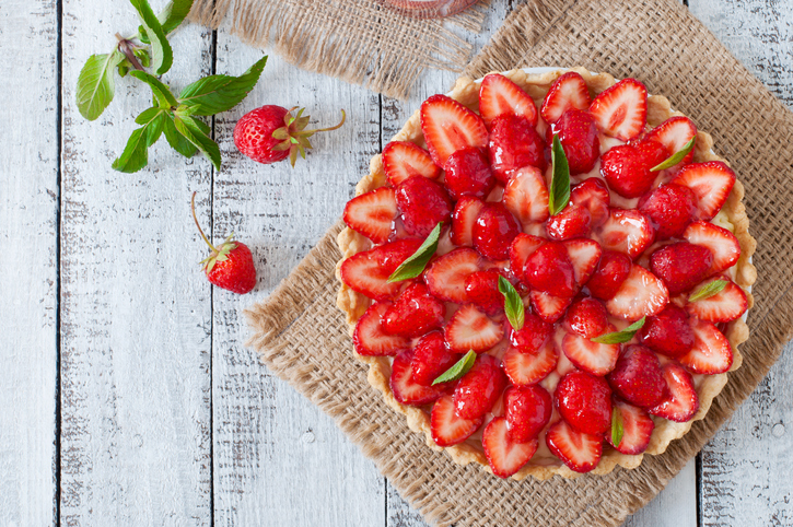 La crostata di fragole e cioccolato bianco della Prova del cuoco